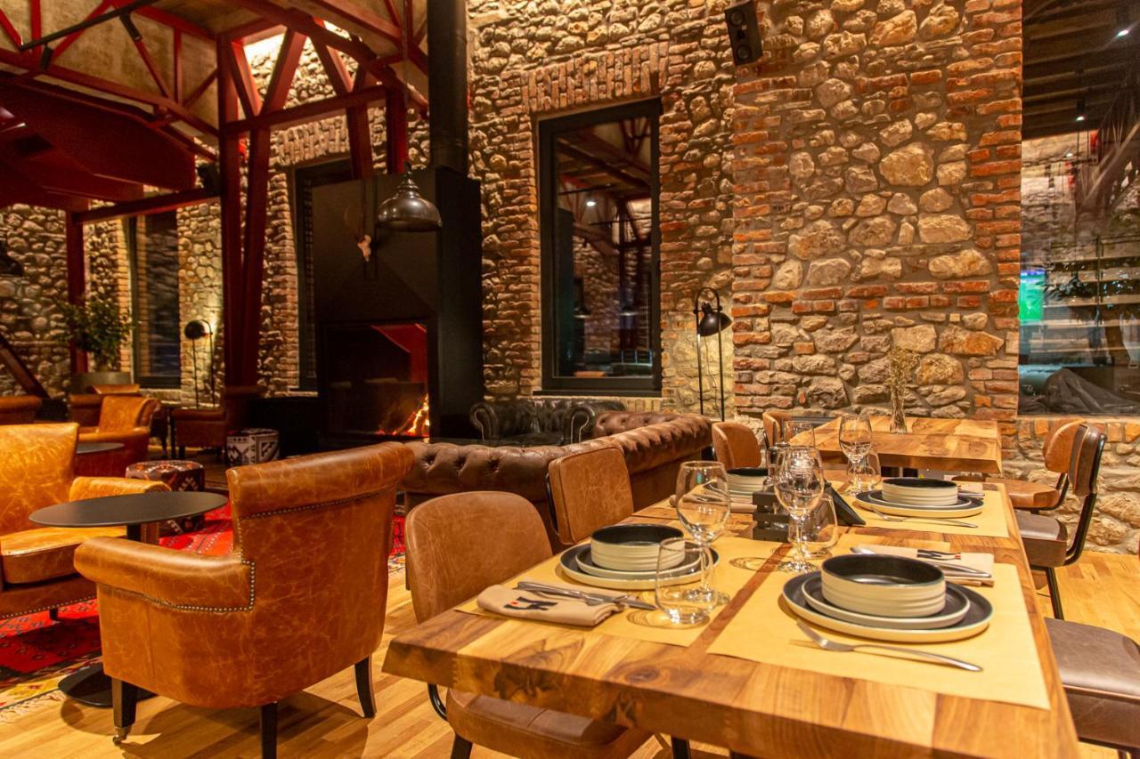 Melesin Distillery Leskovik Екстериор снимка