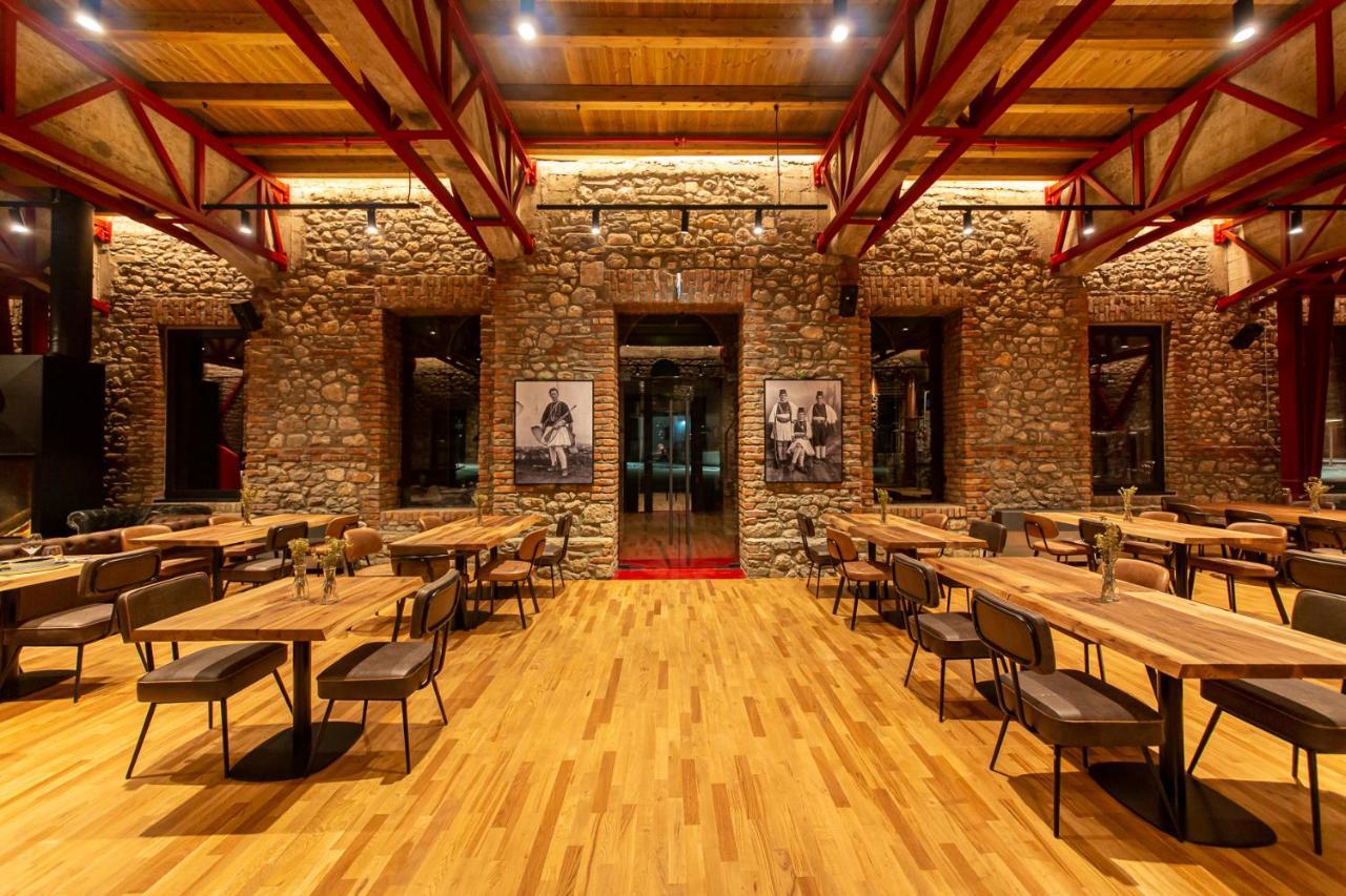 Melesin Distillery Leskovik Екстериор снимка