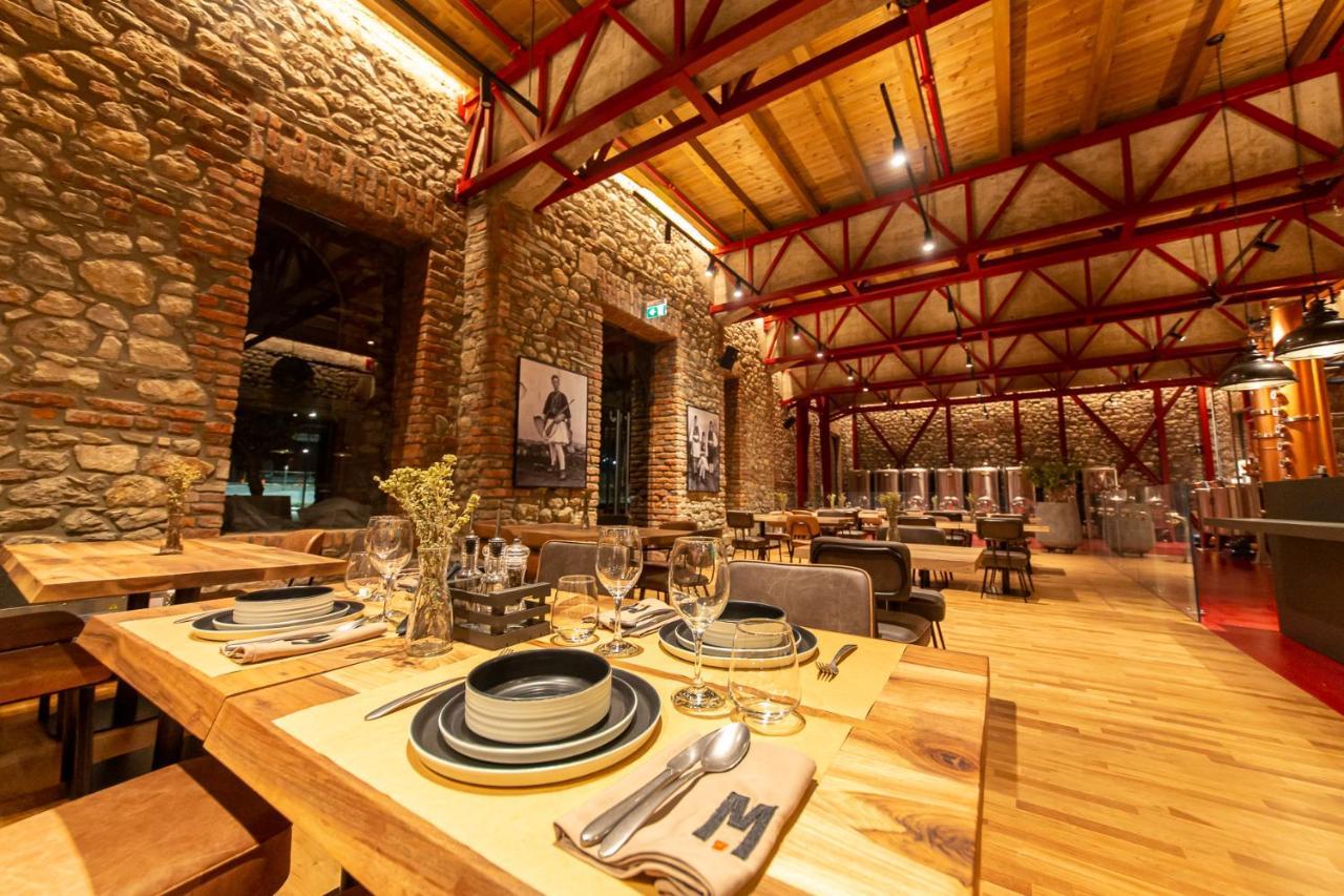 Melesin Distillery Leskovik Екстериор снимка
